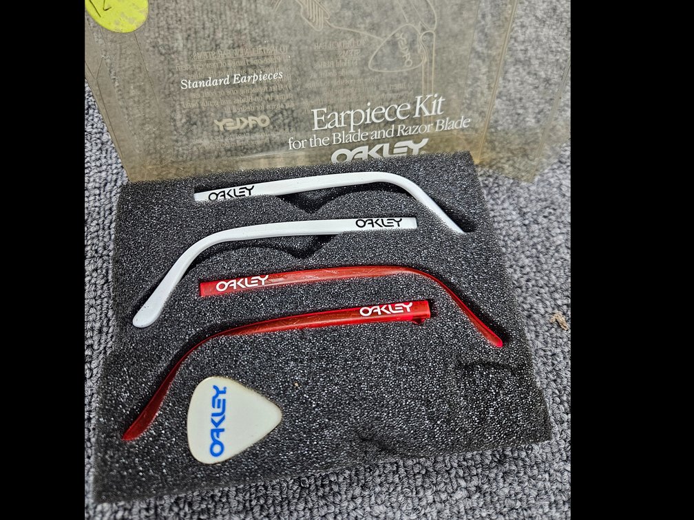 Vintage  Oakley Blade and Razor Blade Earpiece Kit
