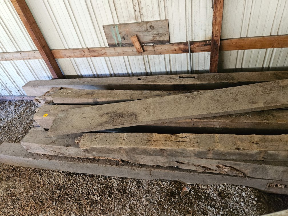 Reclaimed Wooden Beams and Planks