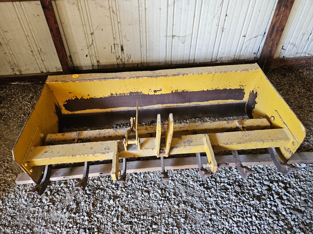 3-Point Hitch Box Blade Tractor Attachment