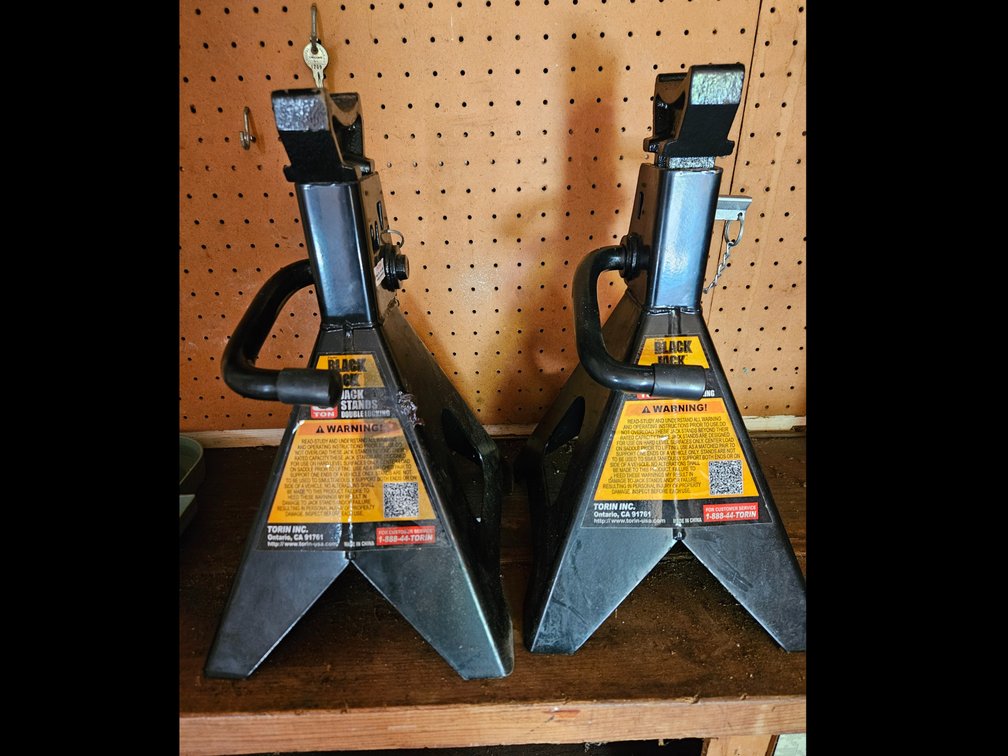 Torin Black Jack 6-Ton Jack Stands