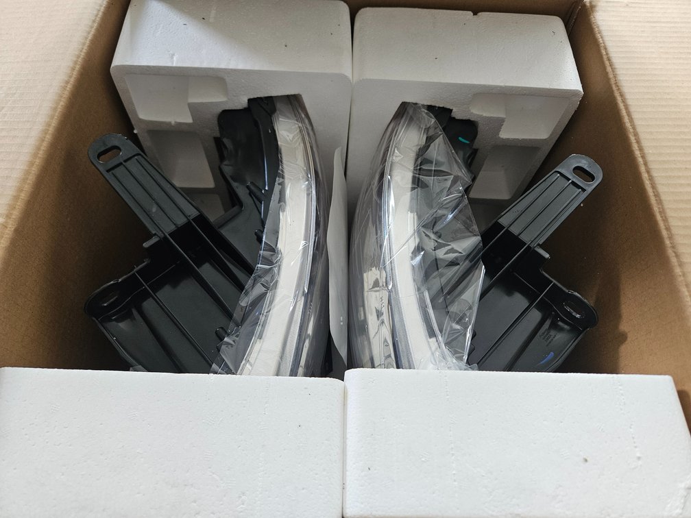 Feberg Automotive Headlight Assemblies