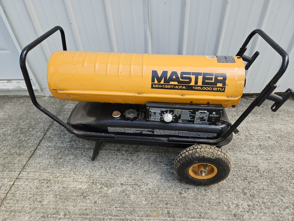 Master MH-135T-KFA 135,000 BTU Portable Forced Air Heater