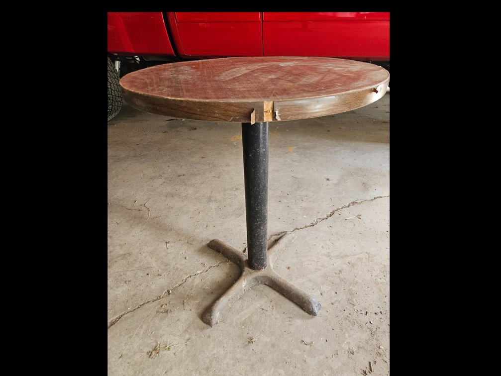 Round Pedestal Table