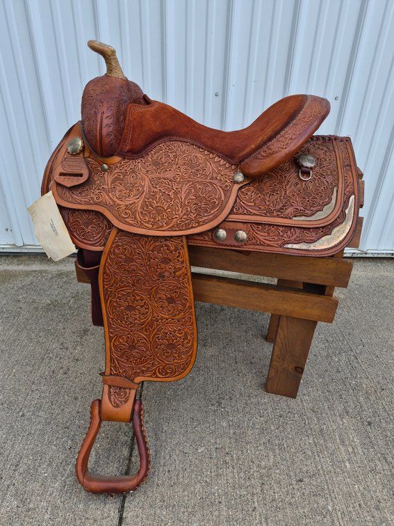 New Silver Royal Model 9725 Floral Tooled Western Saddle