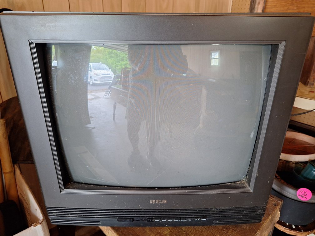 RCA ColorTrak CRT Television Model F20549WN