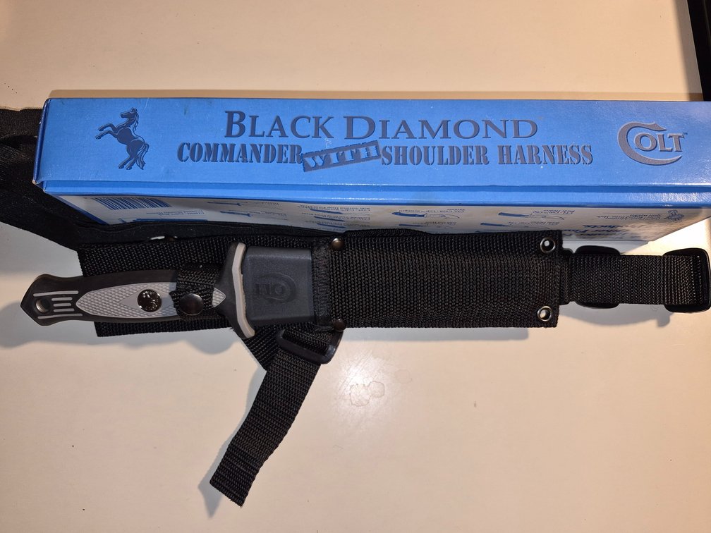 Colt Black Diamond Commander Knife with Harness
