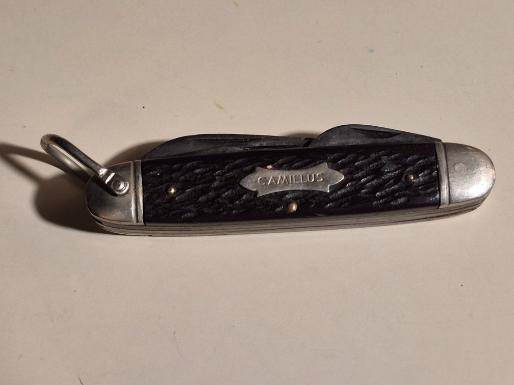 Camillus Model 99 Pocket Knife and Sheath