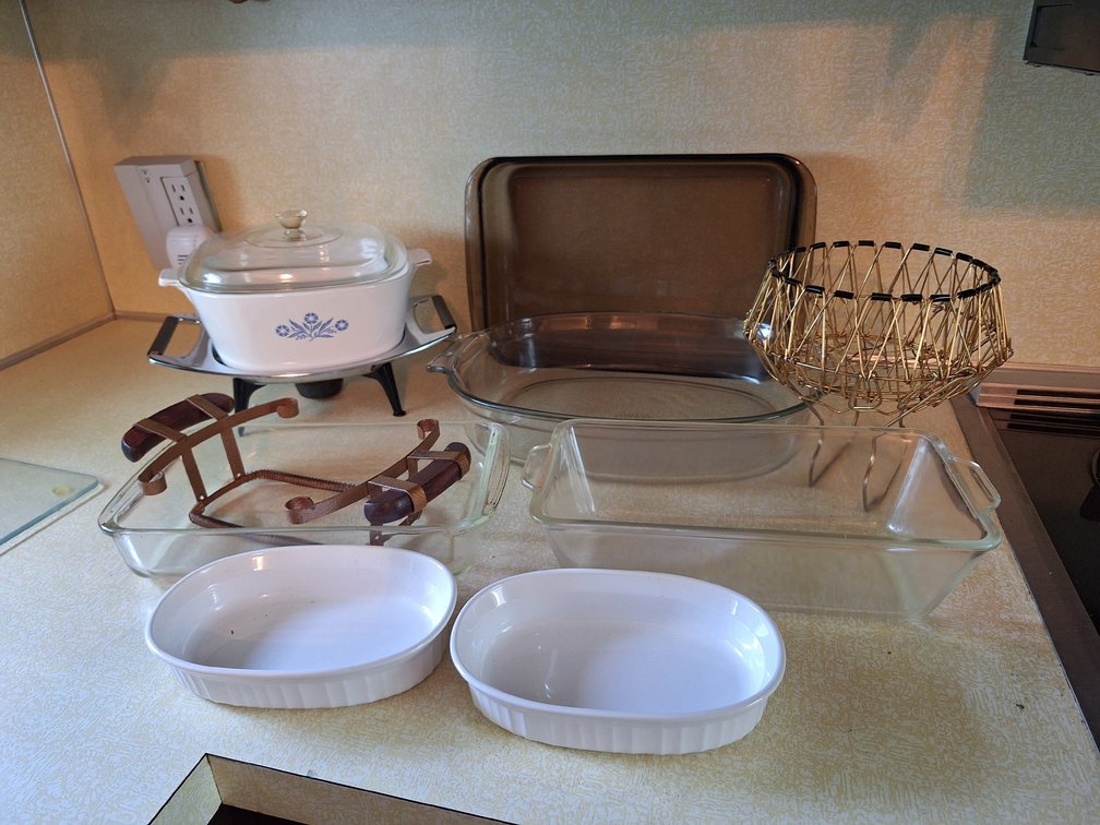 Corning Ware & Pyrex Bakeware Assortment with Carriers