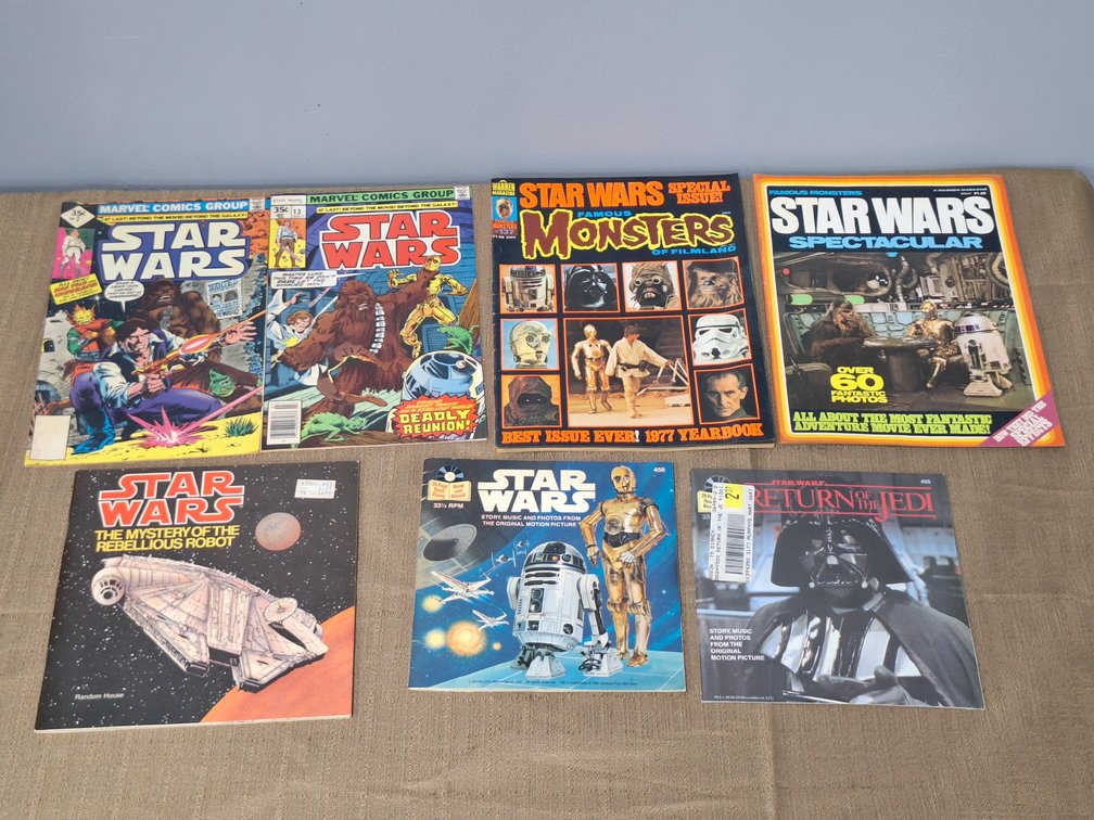 Vintage Star Wars Print Media & Read-Along Books (7)