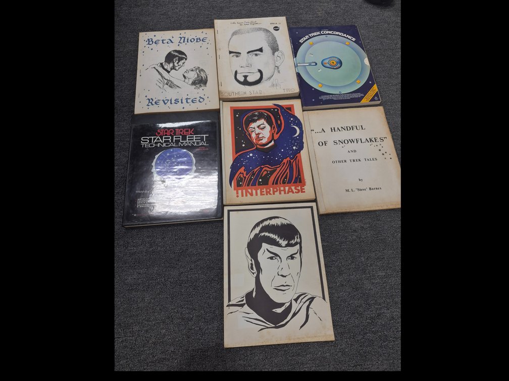 Vintage Star Trek Fanzines and Reference Books