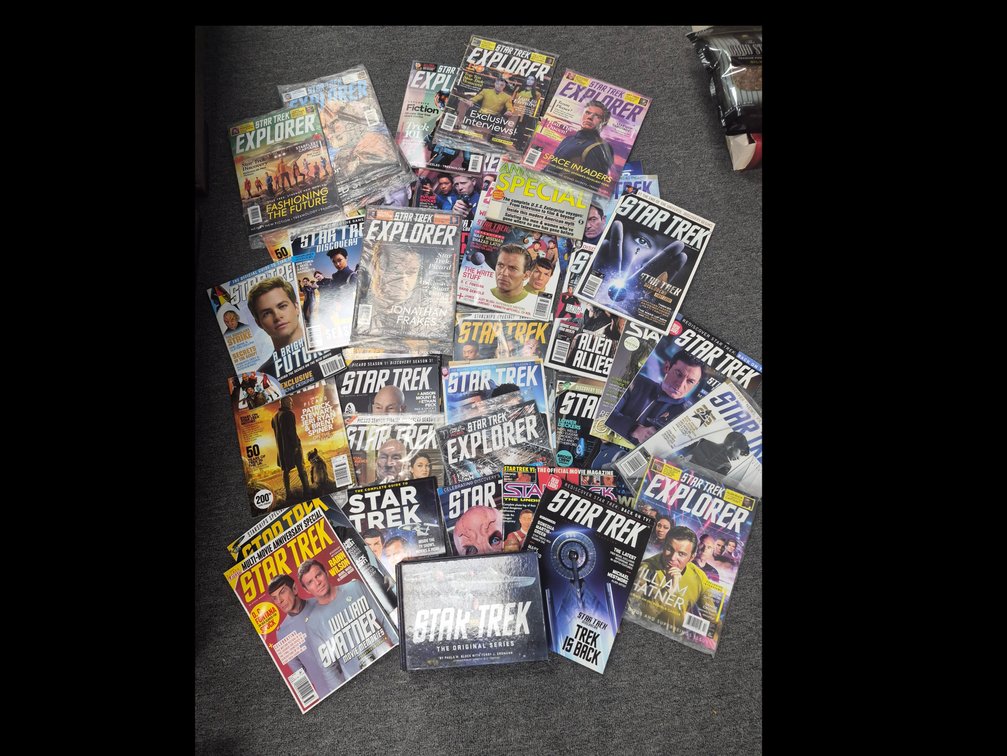 Star Trek Magazines & 365 Original Series Book