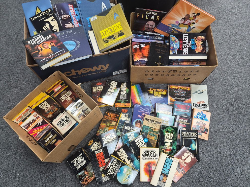 Star Trek Vintage Paperbacks & Hardcover Books (48)