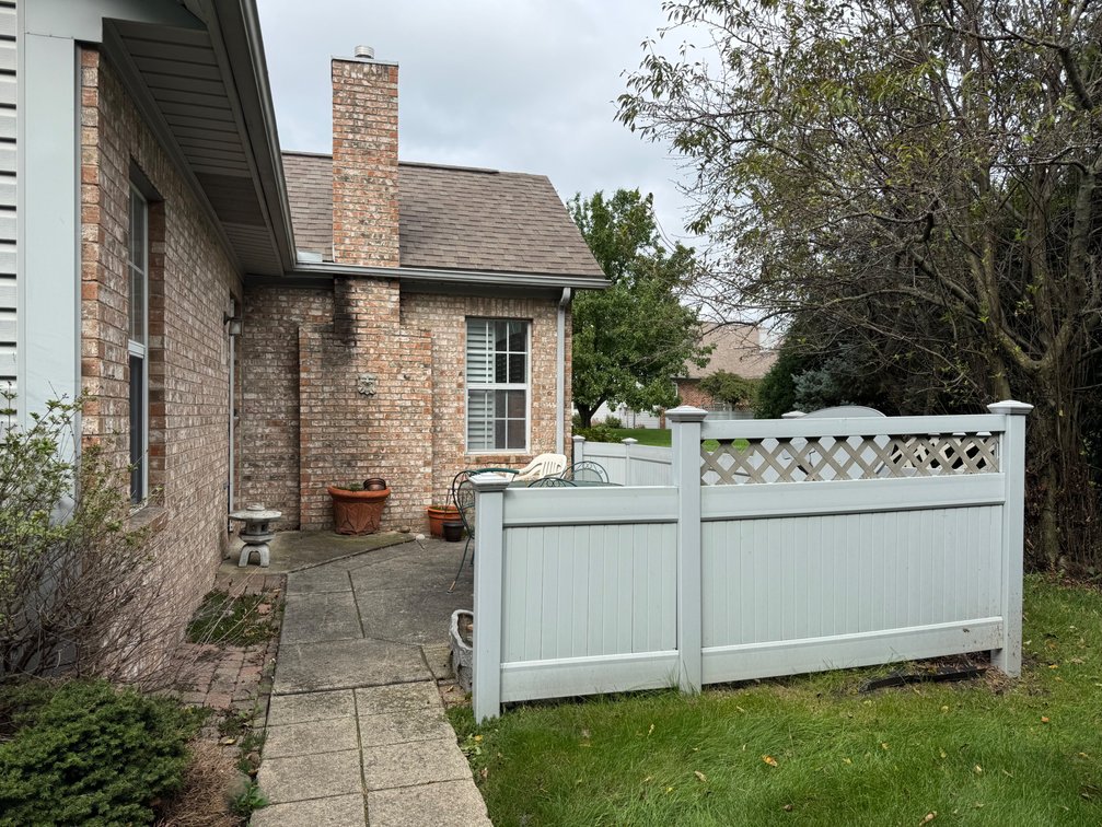 Image for 93 Stonegate Circle, Bowling Green, OH 43402