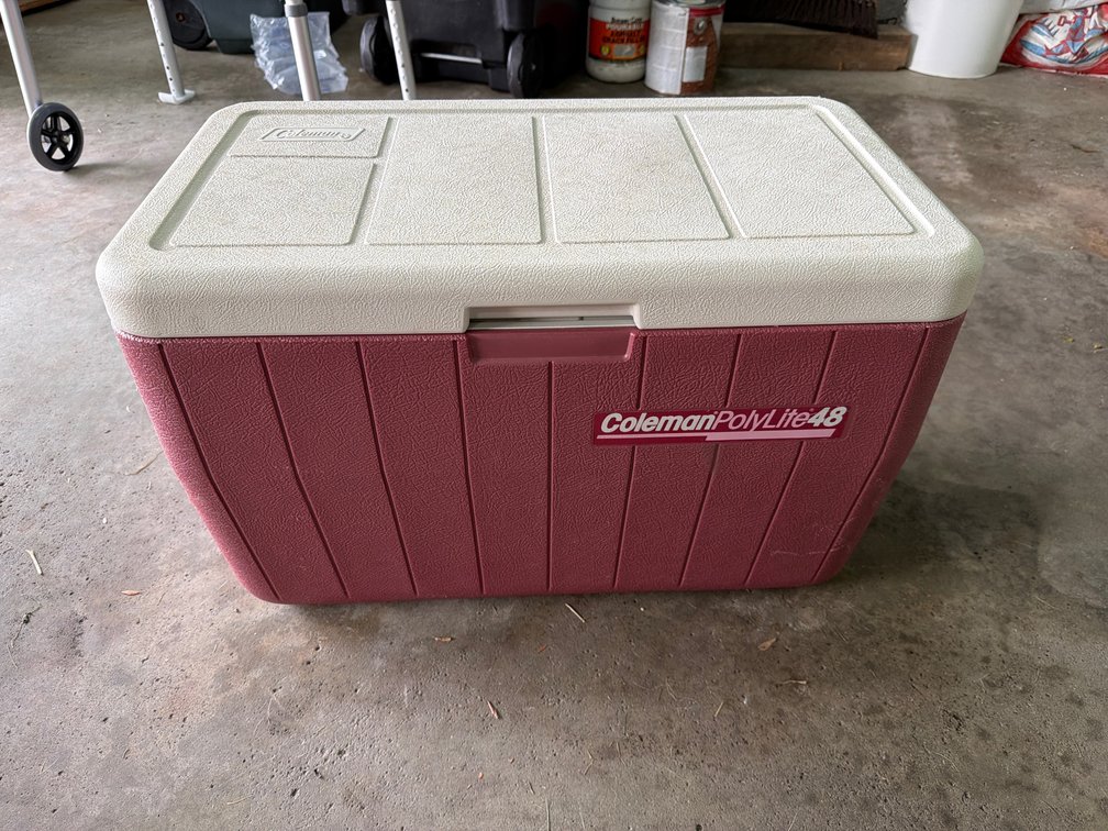 Coleman PolyLite Chest Cooler