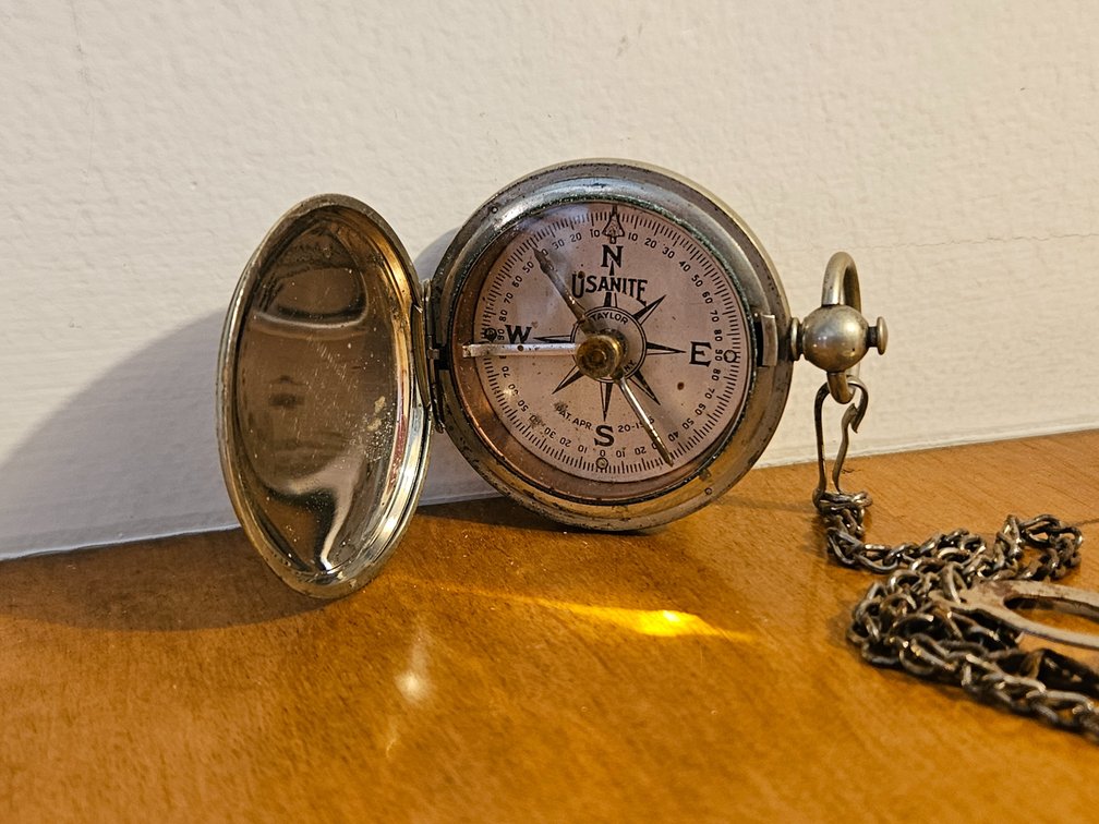 Taylor Usanite Pocket Compass with Chain