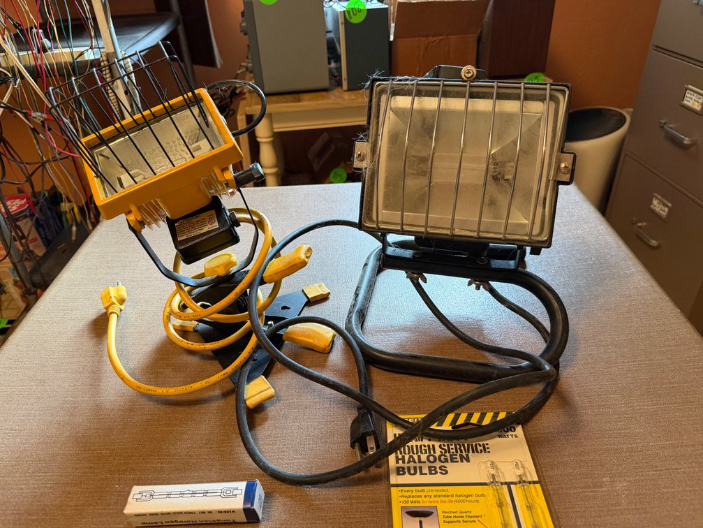 Portable Halogen Work Lights and Replacement Bulbs