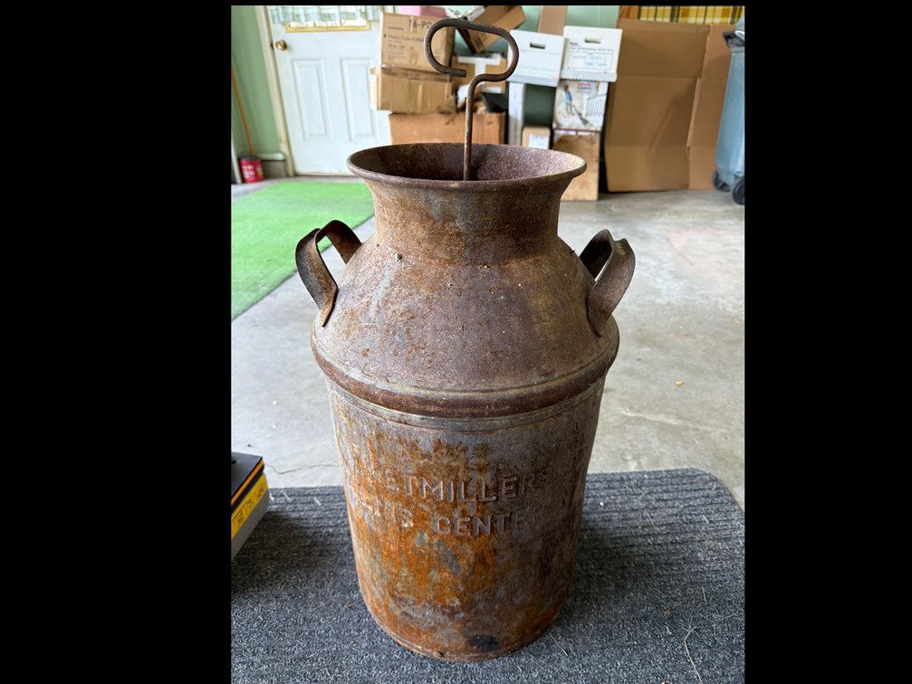 Wetmiller Metal Milk Can with Agitator Plunger