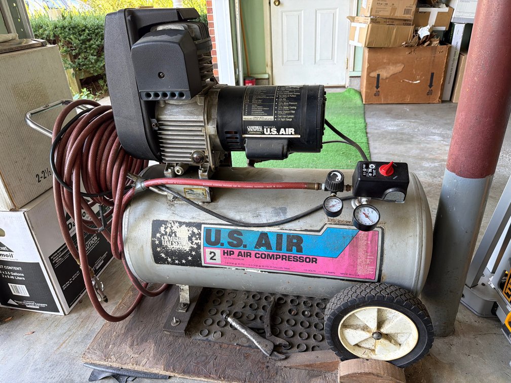 Campbell Hausfeld U.S. Air 2 HP 20-Gallon Air Compressor