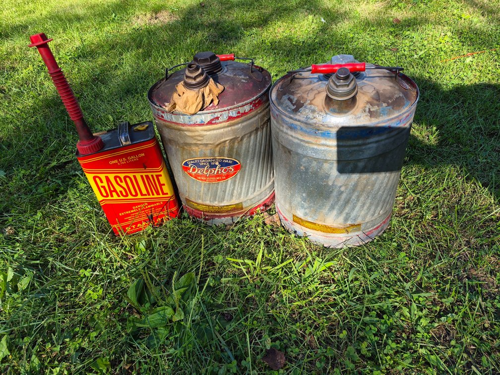 Galvanized Steel and Painted Metal Gasoline Cans