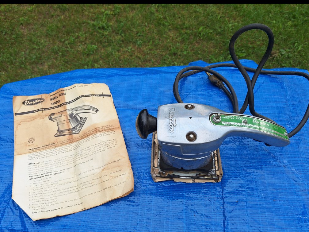 Dayton Model 1Z950 Cast Metal Orbital Sander