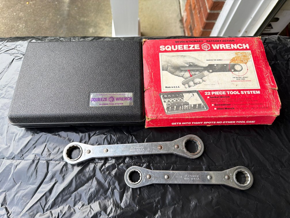 Squeeze Wrench Tool Set and Two Ratcheting Box Wrenches