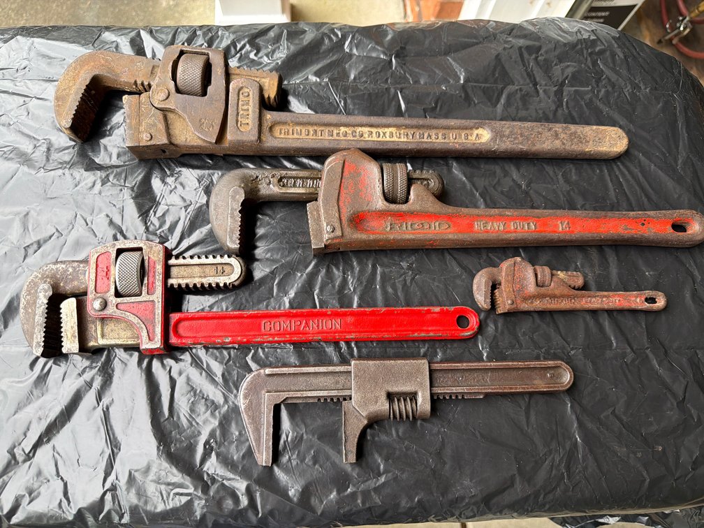 Steel and Cast Iron Pipe Wrenches and Adjustable Wrench