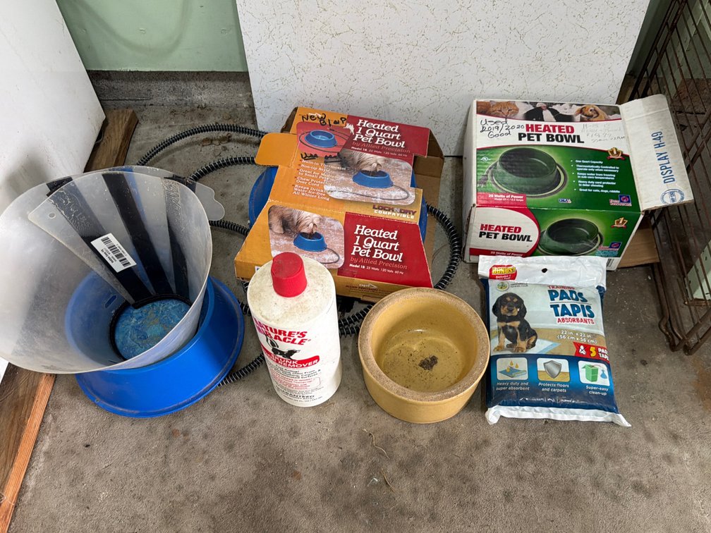Heated Pet Bowls, Recovery Collar, and Pet Supplies