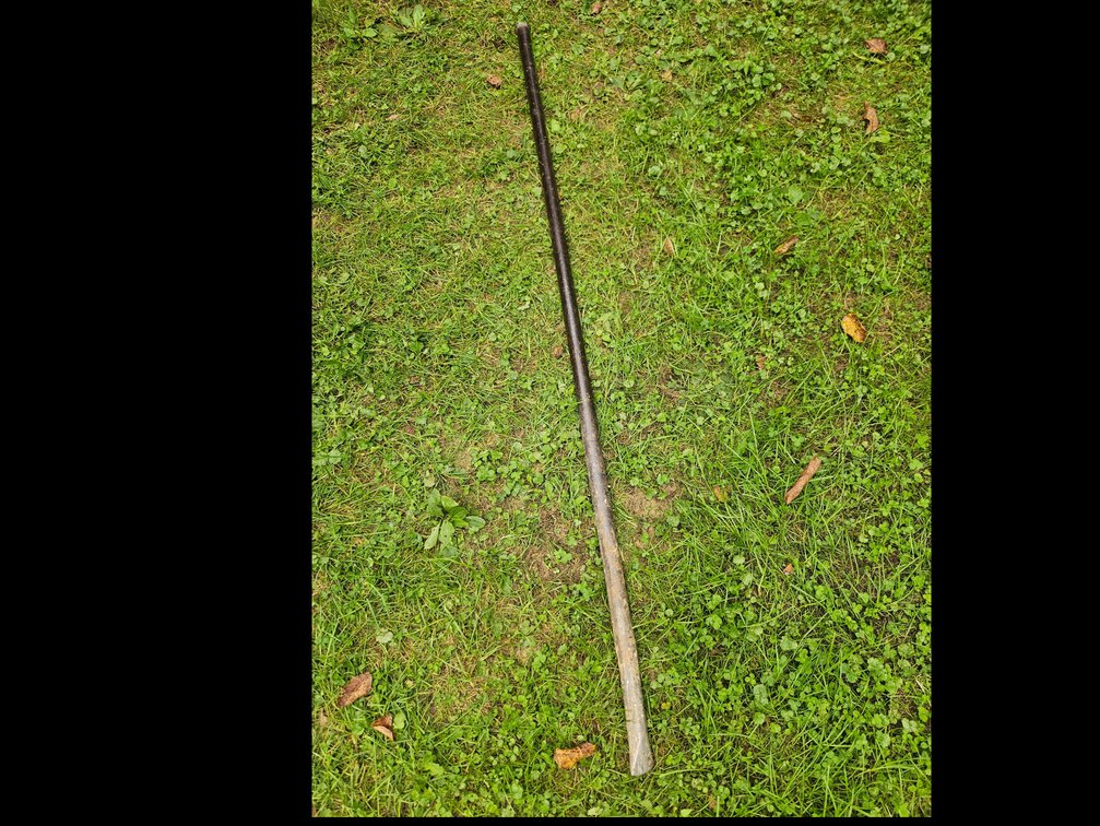 Solid Metal Spud Bar with Chisel Tip