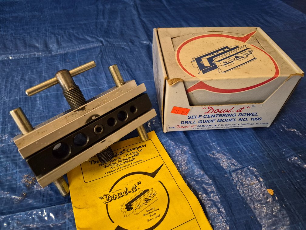 Dowl-it Model No. 1000 Self-Centering Dowel Drill Guide