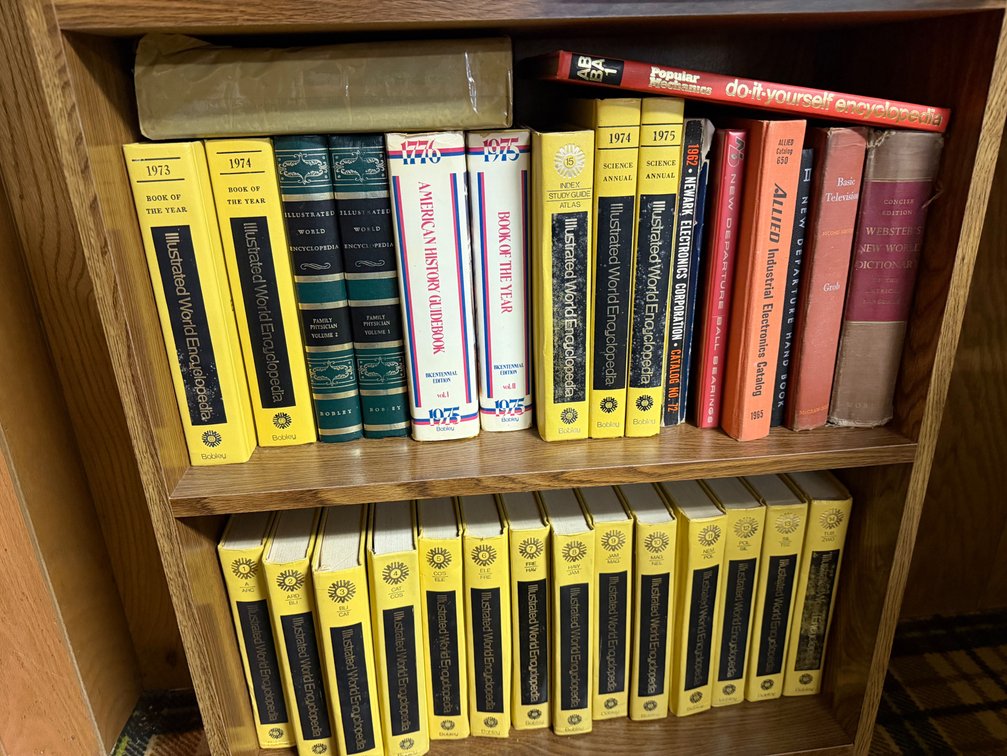 Illustrated World Encyclopedia Set and Reference Books