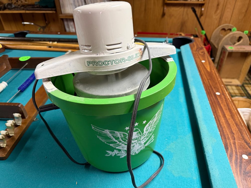Proctor-Silex Electric Ice Cream Maker