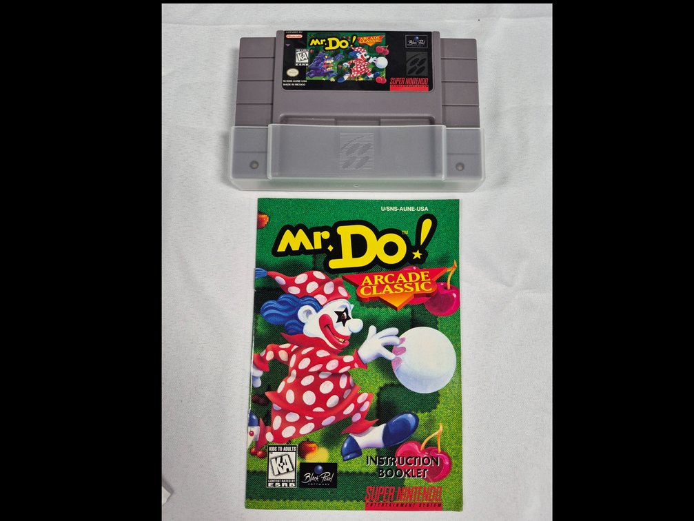 Super Nintendo Mr. Do Arcade Classic Cartridge and Booklet