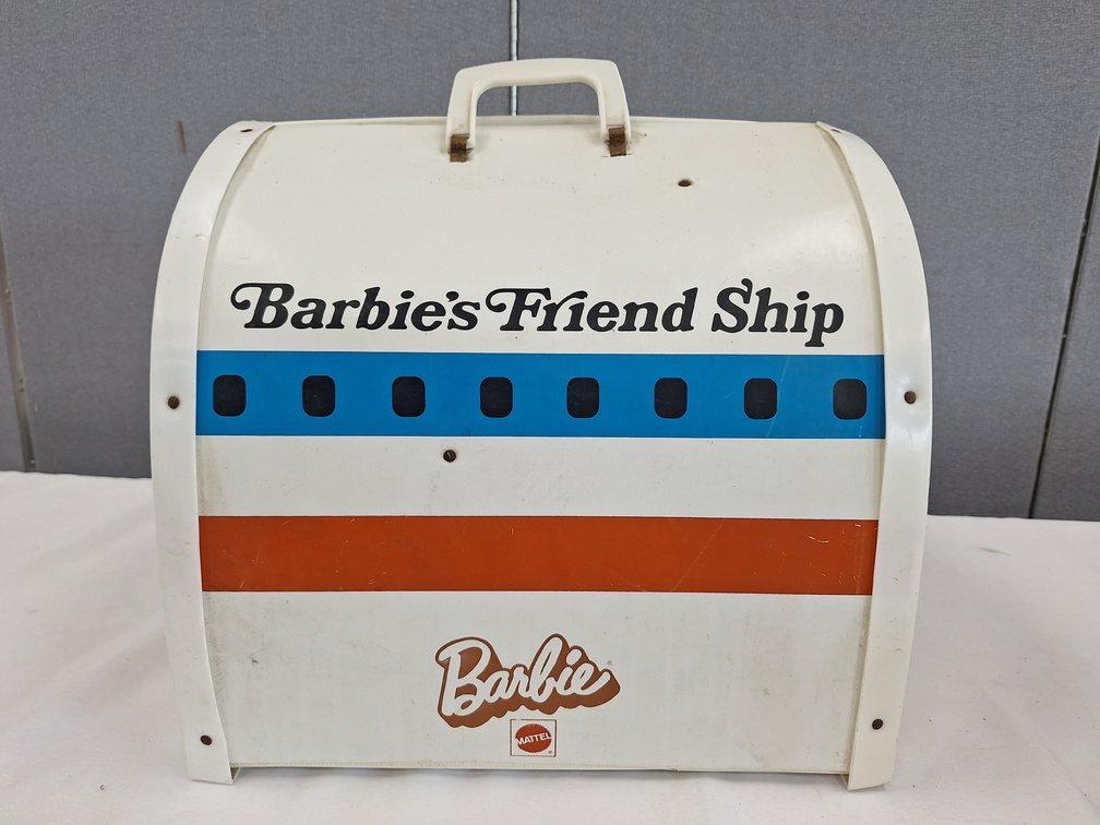 Mattel Barbie's Friend Ship United Airlines Playset Case