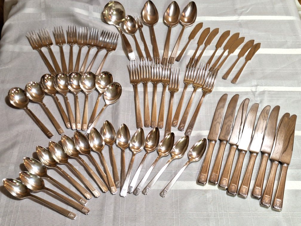 Community Plate Silverplate Flatware Set