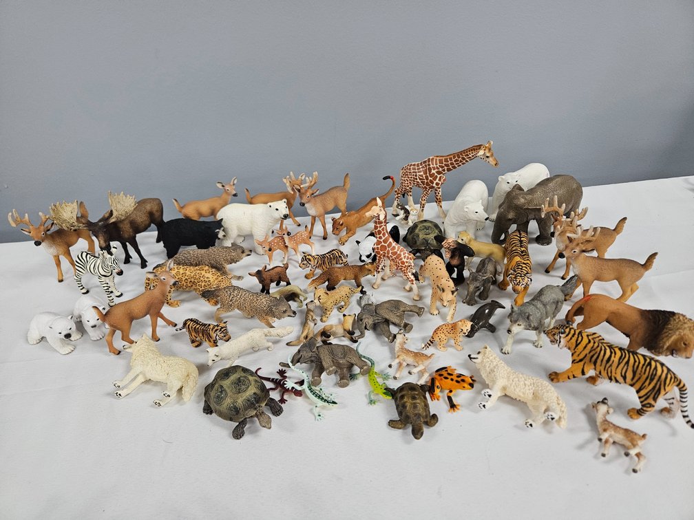 Molded Plastic Wildlife Animal Figurines