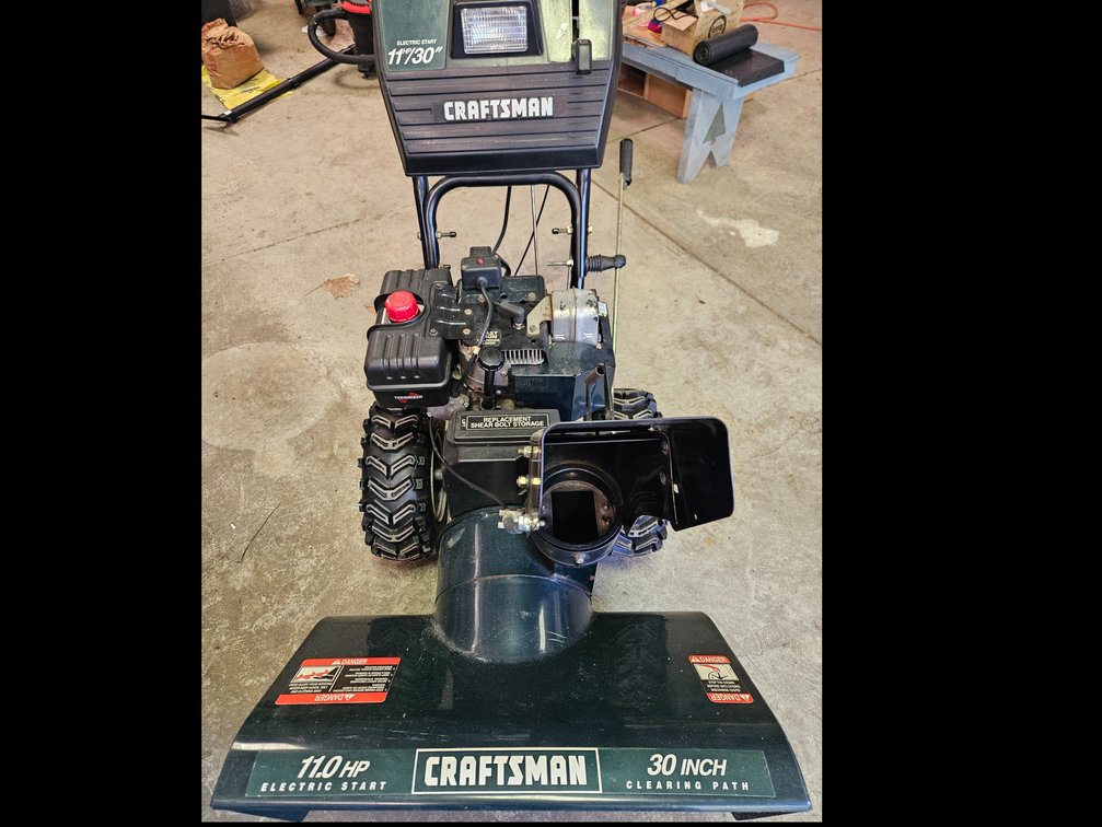 Craftsman 536.881112 11 HP 30-Inch Electric Start Snowblower