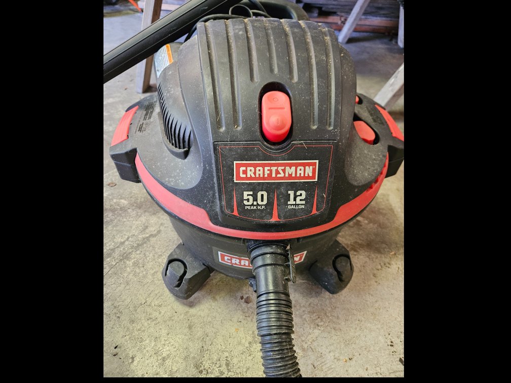 Craftsman 12-Gallon 5.0 Peak HP Wet/Dry Vacuum