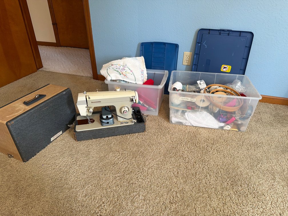 Electric Sewing Machine, Fabric, and Sewing Notions