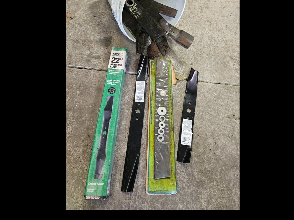 Rotary Lawn Mower Blades and Universal Blade Kit
