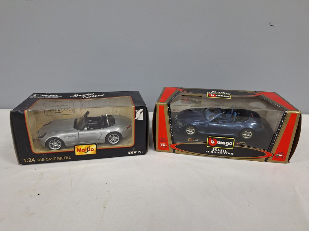 BMW Z8 and M Roadster 1:24 Scale Die-Cast Model Cars