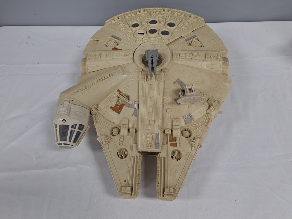 Millennium Falcon Molded Plastic Toy Vehicle