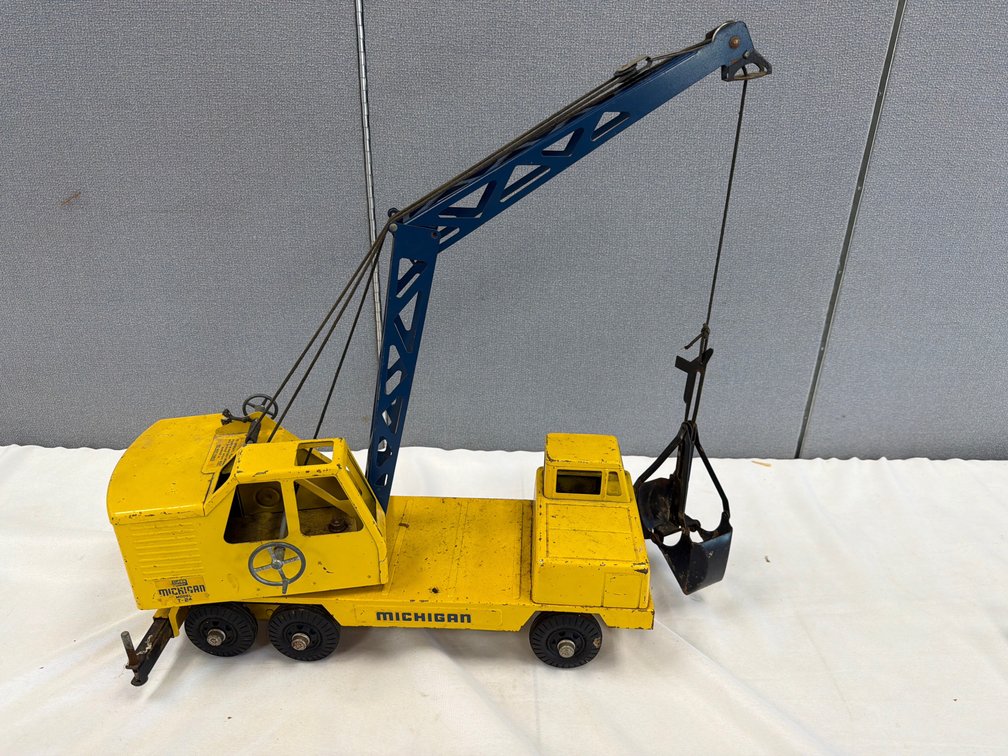 Ny-Lint Michigan Model T-24 Pressed Steel Crane Truck