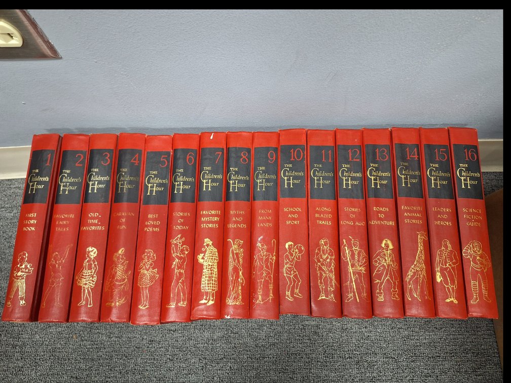 Grolier The Children's Hour 16-Volume Hardcover Book Set
