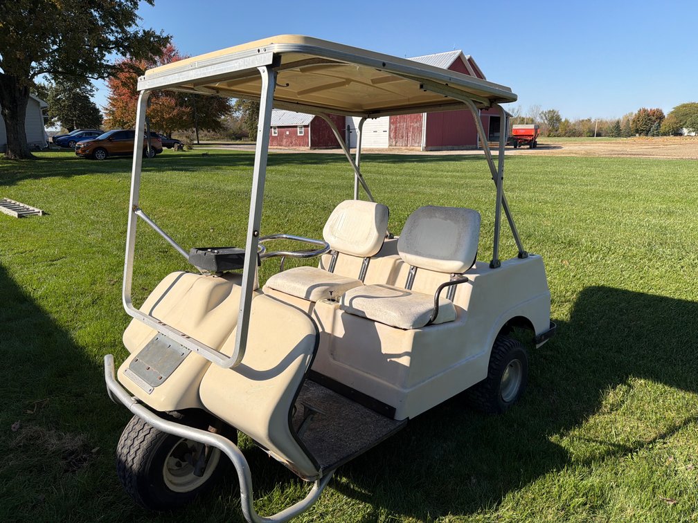 Harley-Davidson Three-Wheel Gas Golf Cart