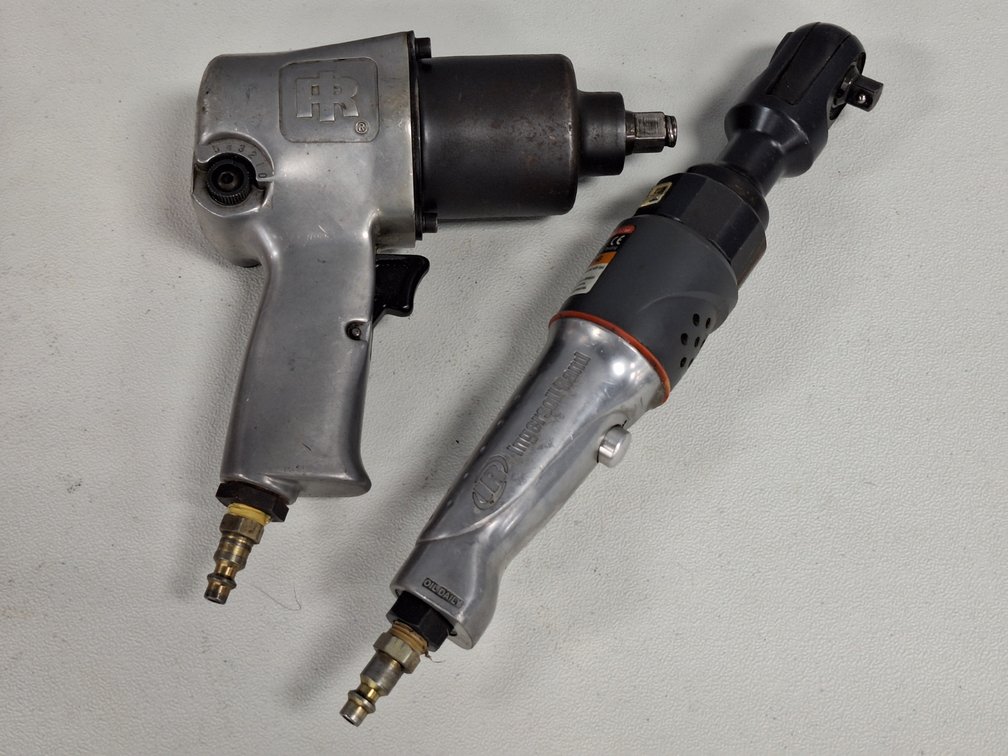 Ingersoll Rand 231 Impactool and 109XPA Air Ratchet
