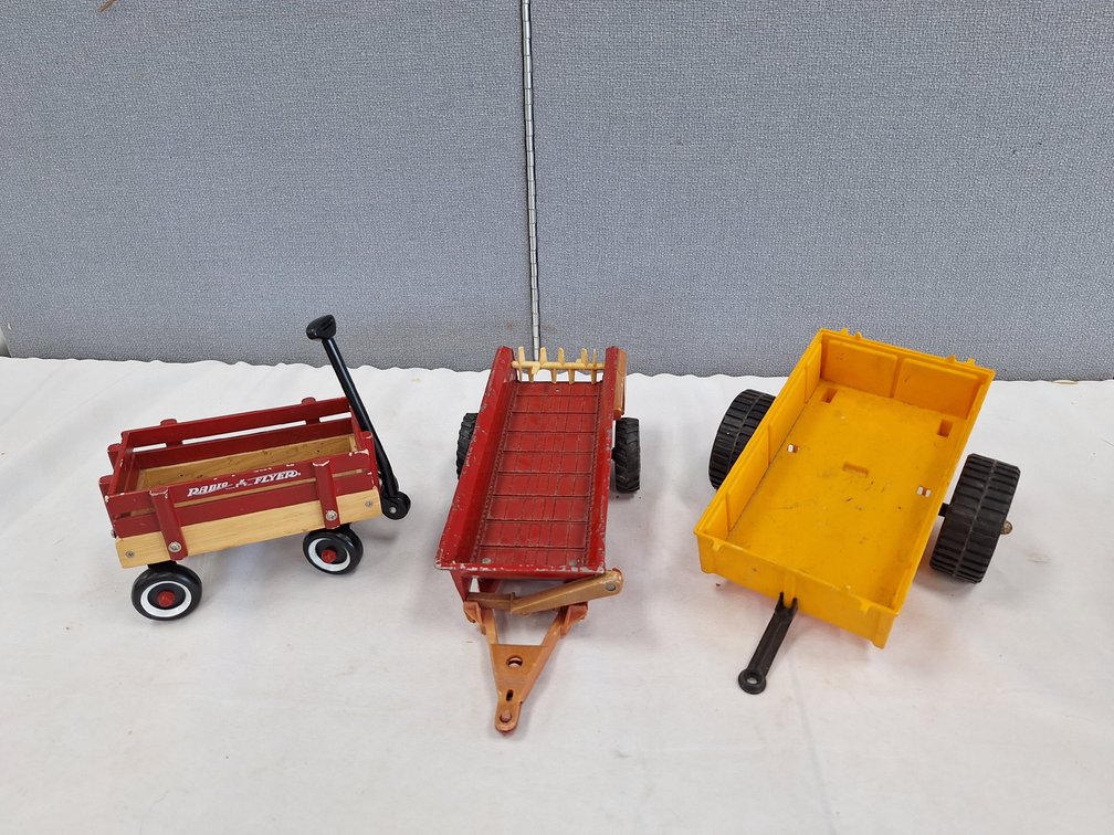 Ertl Manure Spreader, Toy Radio Flyer and Utility Trailer