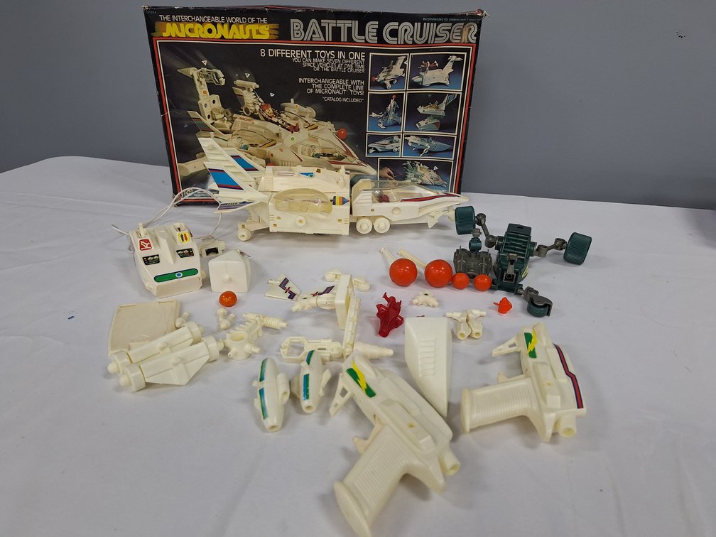Mego Micronauts Battle Cruiser 71054 Toy Set