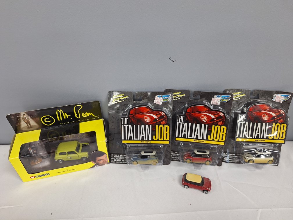Die-Cast Mr. Bean Set and Mini Cooper Models