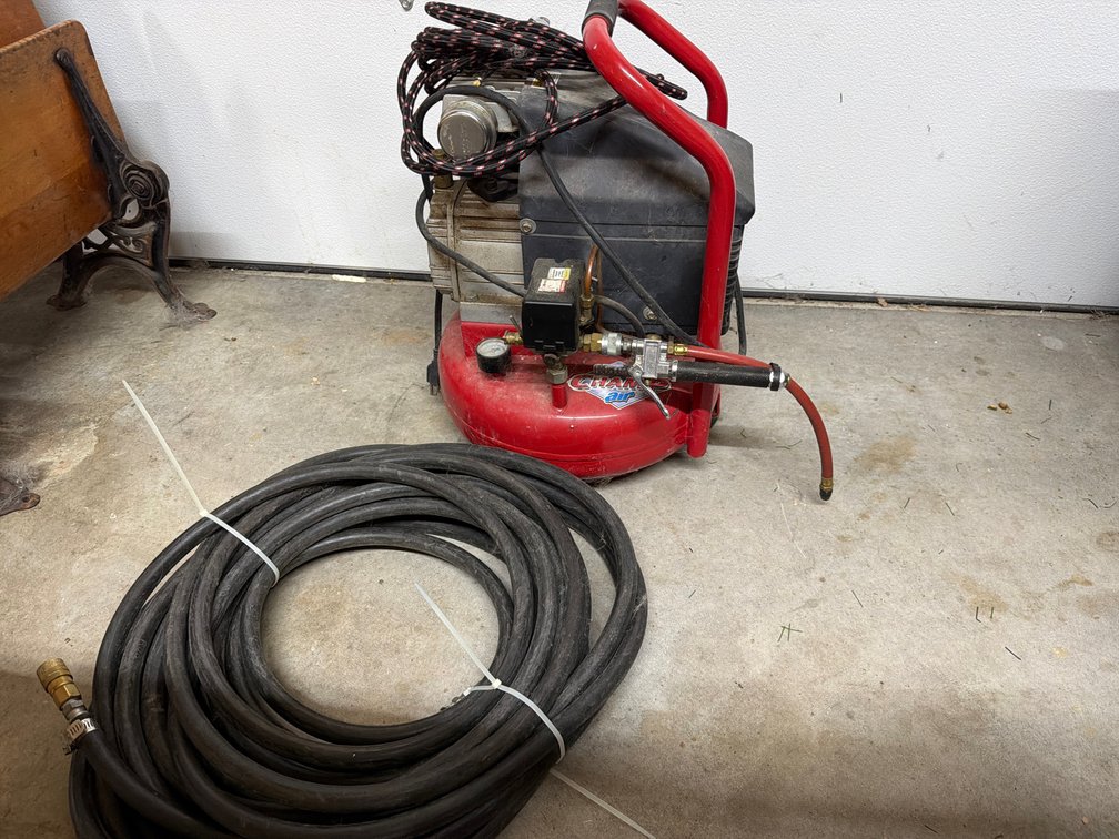 Clarke Champ Portable Air Compressor