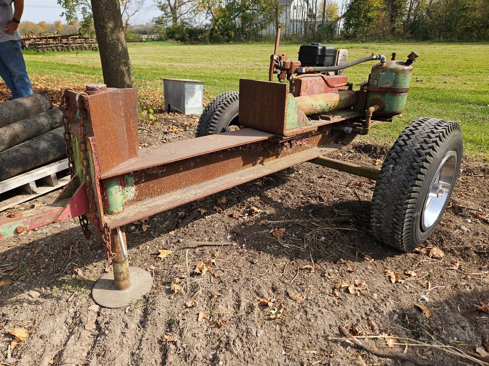 Towable Hydraulic Log Splitter with Briggs & Stratton Intek Engine